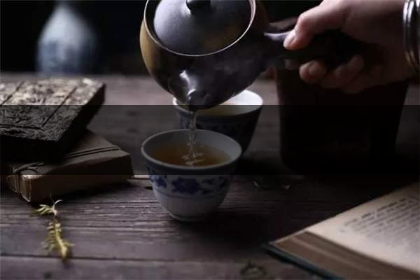 走入茶中，泡出自我-1