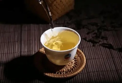 答應(yīng)我 晚飯后喝一杯普洱茶好嗎？