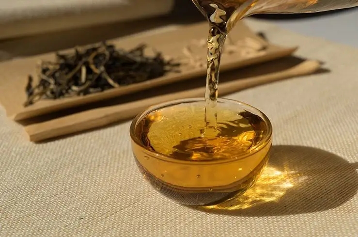 怎么喝了普洱茶嗓子會難受？