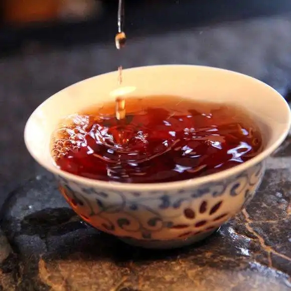 什么季節(jié)喝普洱茶好？喝普洱茶的禁忌和注意事項?