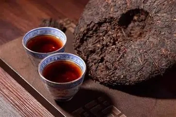 苦、澀味絕不是古樹(shù)普洱的霸氣，那也叫懂普洱茶，別逗了！