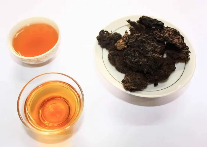 用正確的方法沖泡出老茶的精髓；評(píng)看普洱茶葉底也是一門(mén)手藝！