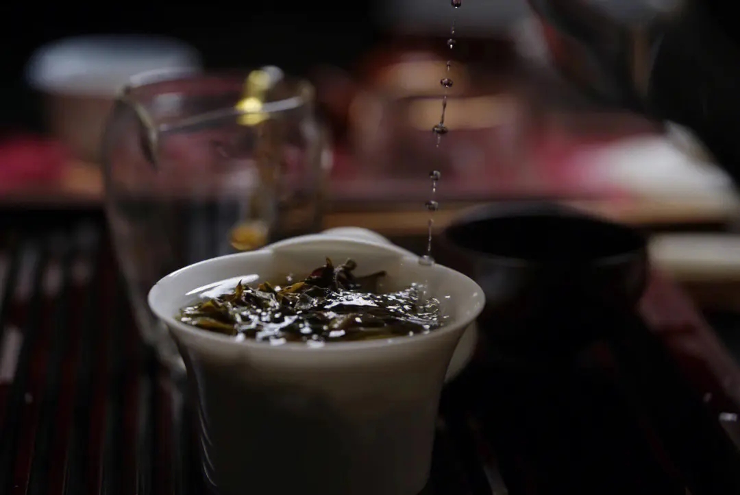 2023年老班章古樹春茶特點？